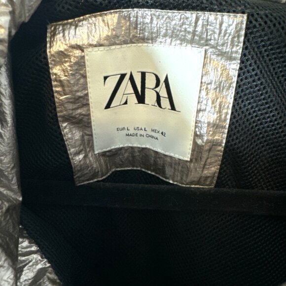 NWT Zara Shiny Silver Metallic Zip Hooded Sport Jacket Windbreaker Anorak L - Picture 4 of 7